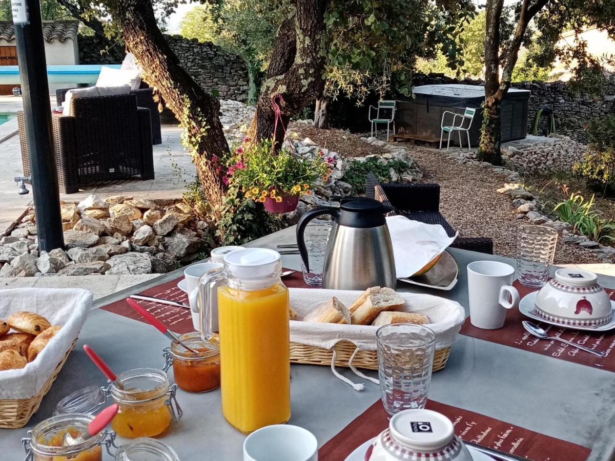 Bed and Breakfast L'atelier Saint-Maximin  Esterno foto